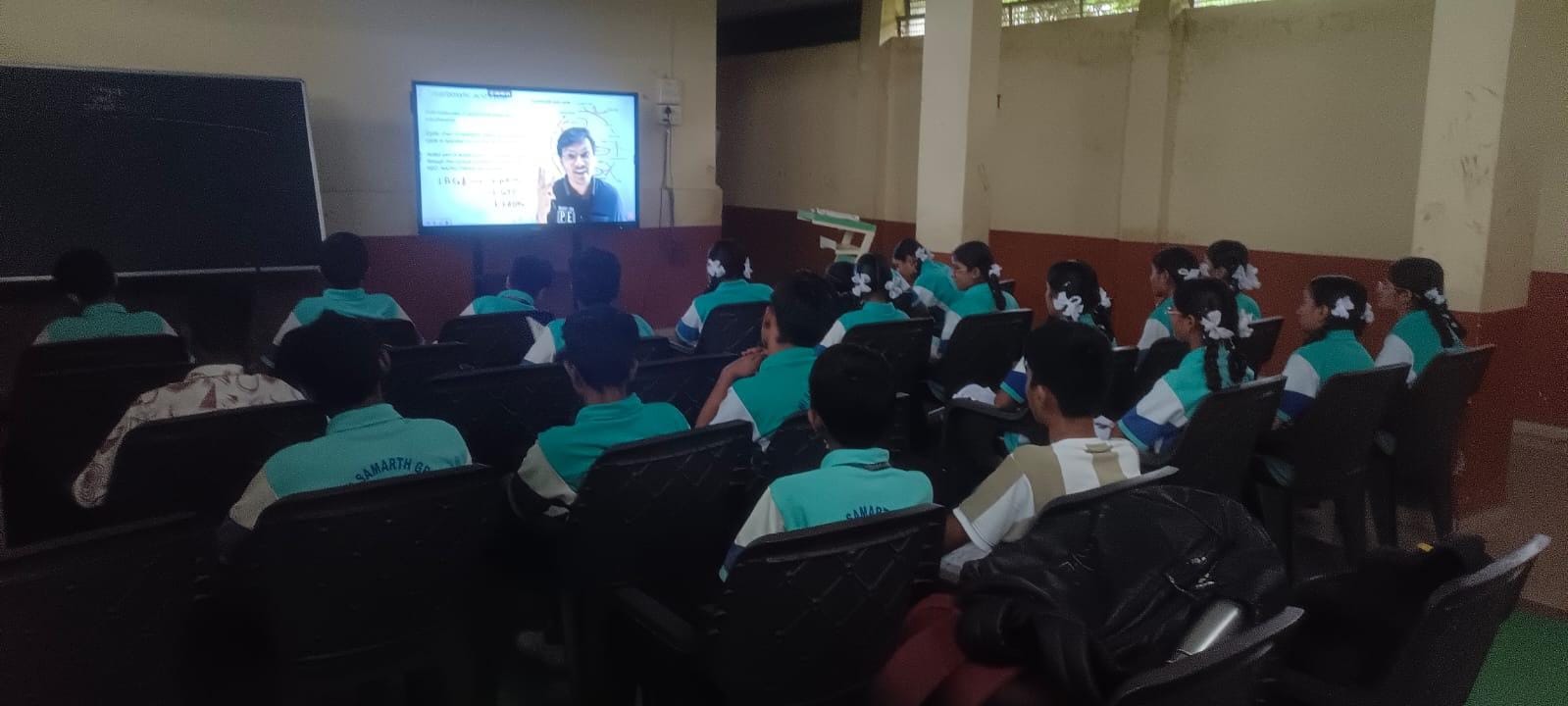 Digital learning session at Gangai